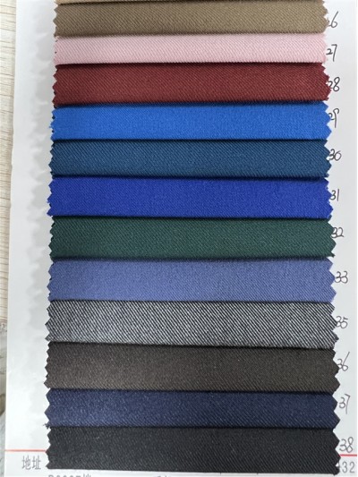 GZ-WH RPET regenerated fiber suit cloth composition: 44% fiber 17% viscose 37% regeneration 2% spandex composition: 315g back view